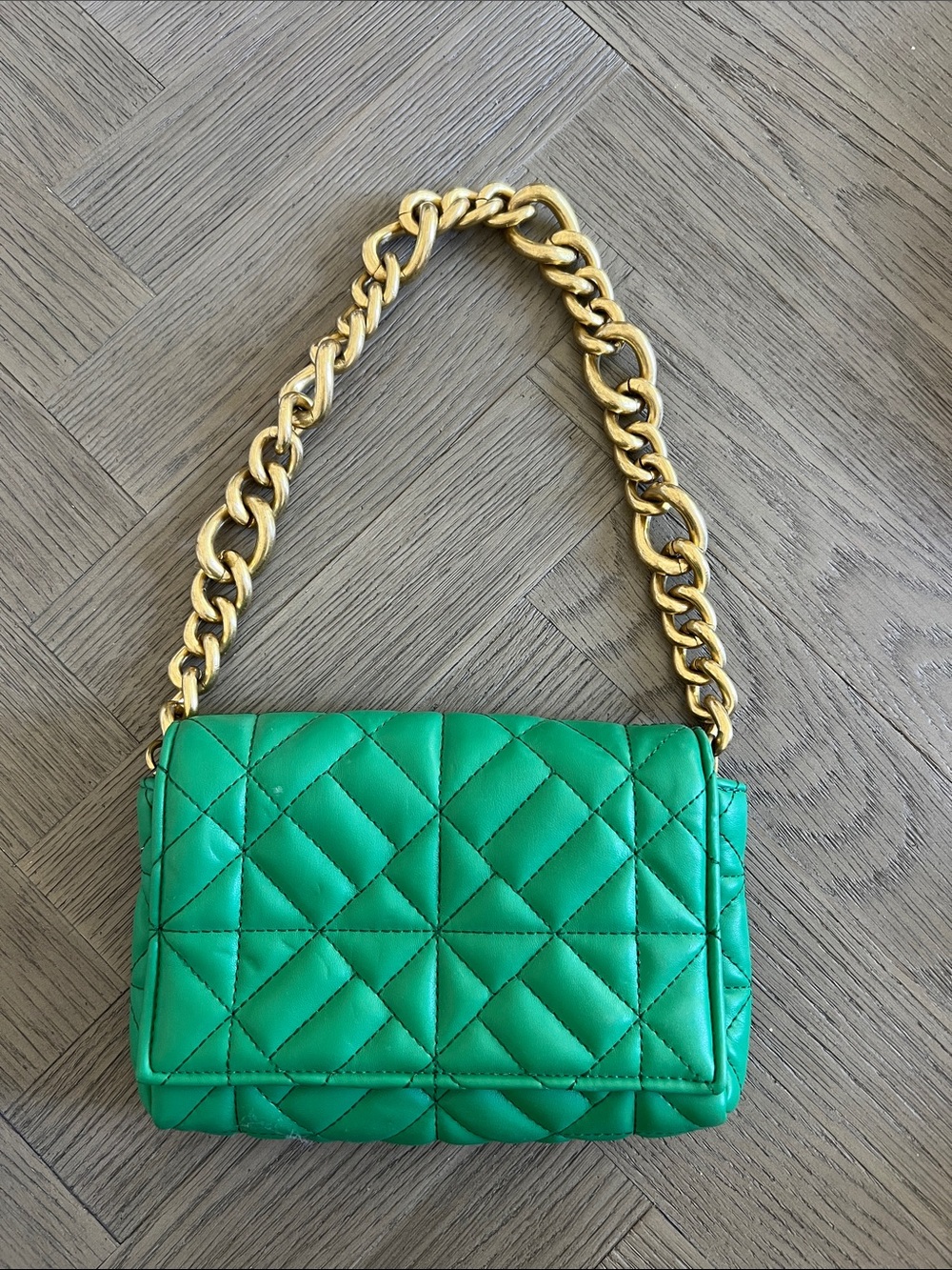 Zara Emerald Quilted Shoulder Bag with Gold Chain